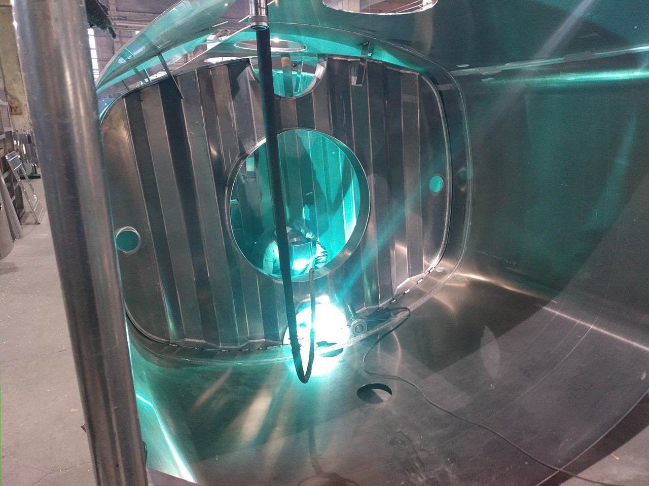 Inside tank welding